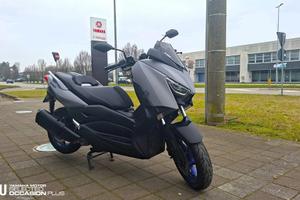 Yamaha X-Max 300