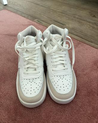 Nike dunk high bianche e beige