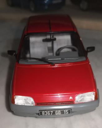 DIECAST MODEL 1/24 CITROEN AX BERLINE (1986)