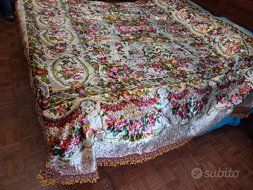 copriletto cn   3scendiletto  angioletti ricamati 