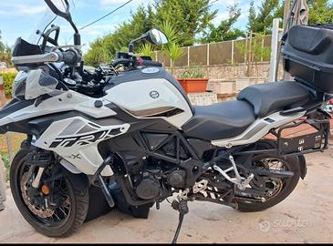 Benelli trk 502x 2023