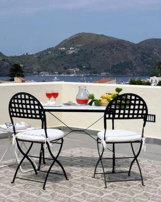 Panoramica Villa Liberty nel Centro di Lipari