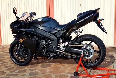 Yamaha YZF R1 - 2008