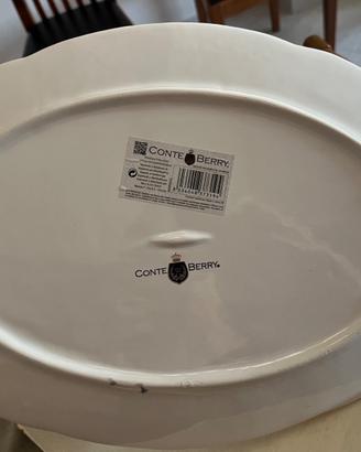 Set con vassoio  teiera e tazza