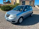 lancia-ypsilon-1-3-mjt-75-cv-oro-targa-dr379ht