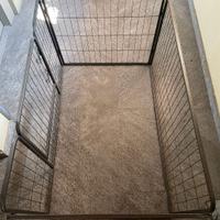 Recinto in metallo per cani