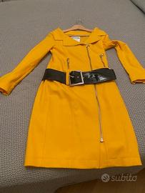 Abito Moschino Couture giallo con contura nera