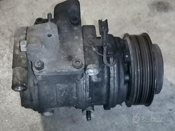 Compressore clima KIA SORENTO 2497cc CRDI del 2006