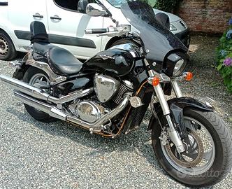 Suzuki intruder 
