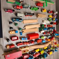 Trenino Thomas and Friends + varietà di pista