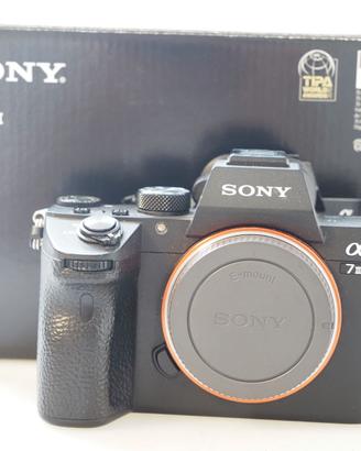 SONY A 7 III