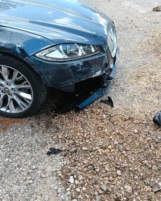 auto jaquar xf 2.2 190 cv