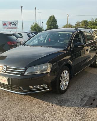 Volkswagen Passat 2.0 TDI Highline BlueM. Tech.