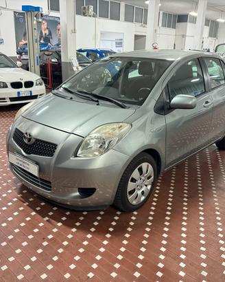 Toyota Yaris 1.3 5 porte Sol - UNICO PROPRIETARIO