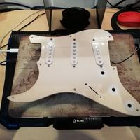 Squier Fender 3 Pickup Single-Coil
