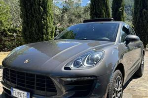 Porsche macan 2018
