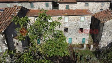 Casa Indipendente Borgo a Mozzano [MG84VRG]