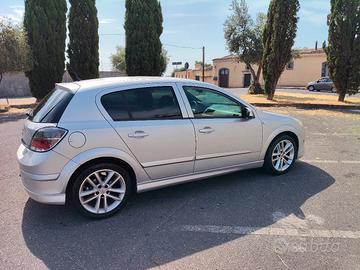 Opel stra H