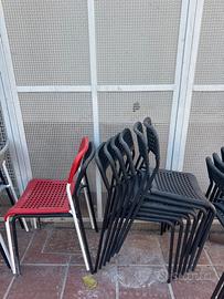 Sedia ikea nera e rossa