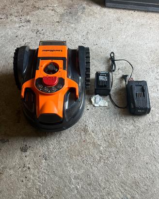 Robot tagliaerba autonomo