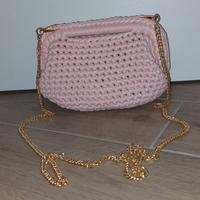 clutch bag con catena