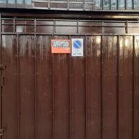 Capannone 90 mq con vetrata e bagno