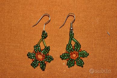 Orecchini artigianali fiore verde e arancio