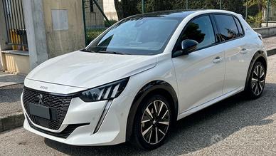 Peugeot 208 GT (Anno 2022)