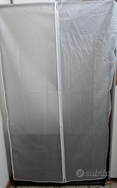 Guardaroba/Appendiabiti con copertura
