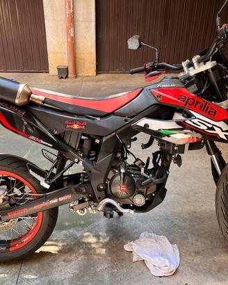 Aprilia sx 125 motard