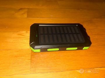 Powerbank 10000mAh con pannello solare