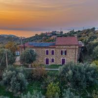 Elegante villa di 400 mq con terreno