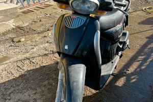 Aprilia Scarabeo 100