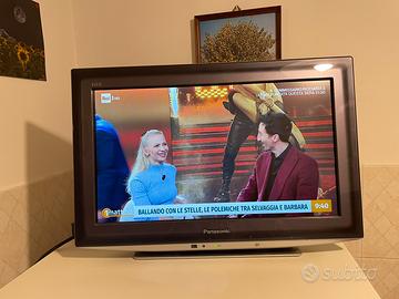 Tv lcd Panasonic 19 pollici