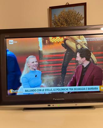 Tv lcd Panasonic 19 pollici