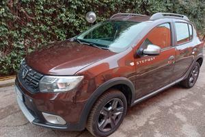 Dacia Sandero 1.5 dCi 8V 75CV Start&Stop Lauréate