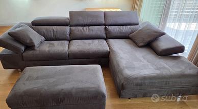 Divano angolare Poltronesofà con pouf contenitore