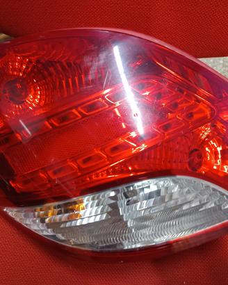 fari led Peugeot 207