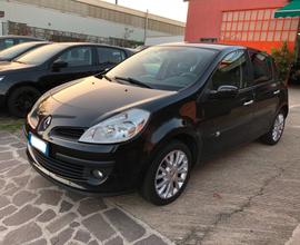 Renault Clio 1.2 16V 5 porte Le Iene