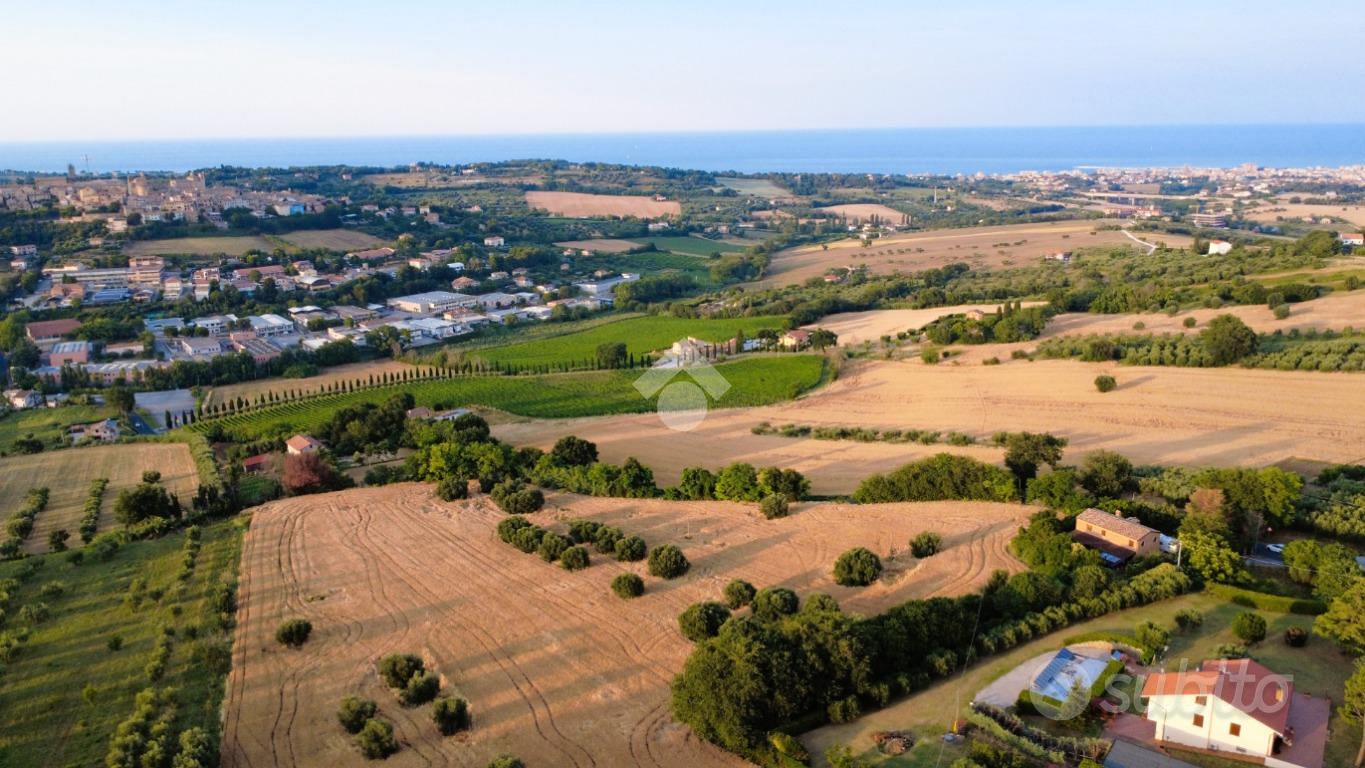 TER. AGRICOLO A CIVITANOVA MARCHE - Vista 3