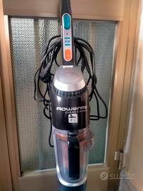 Scopa elettrica aspira e lava Rowenta clean& steam