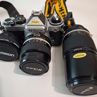 Macchina fotografica Nikon FE  + Optional