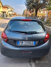 Peugeot 208 1.2 PureTech Allure 82CV– SOLO 25.000 