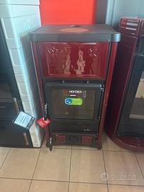 Stufa a legna la nordica Extraflame