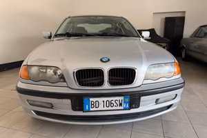 Bmw 318I 1999 cat 4 porte Eletta SOLI 90000KM