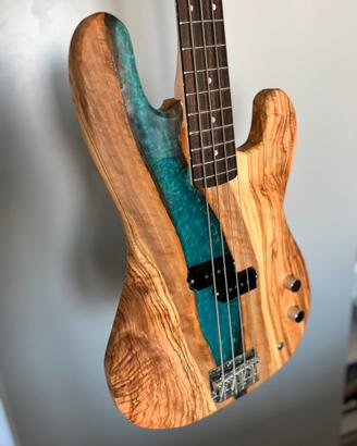 Fender Precision custom River body fatto a mano
