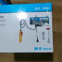 Paranco elettrico Fervi 0602