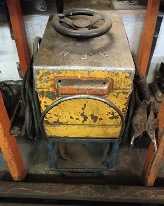 Saldatrice 380v professionale