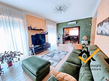 3 Vani e Mezzo Splendide Condizioni, Catania