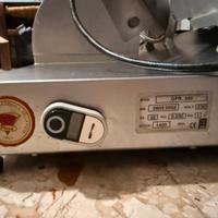 Affettatrice professionale GPR 350 – lama 350 mm